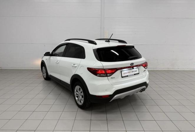 Kia Rio IV (Global market) с пробегом 2018 года, цена 1 350 000 рублей, 75274 км, седан, Автокод Объявления