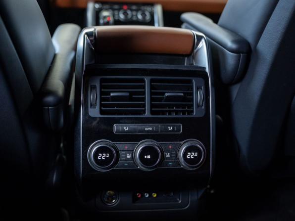 Land Rover Range Rover Sport II с пробегом 2015 года, цена 3 400 000 рублей, 191386 км, внедорожник, Автокод Объявления