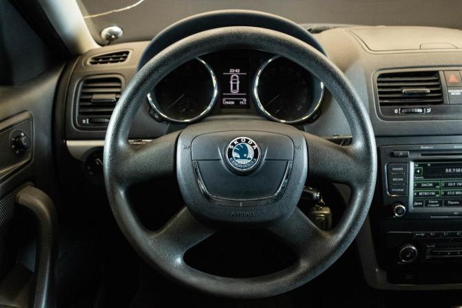 Skoda Yeti I с пробегом 2011 года, цена 600 000 рублей, 129428 км, внедорожник, Автокод Объявления