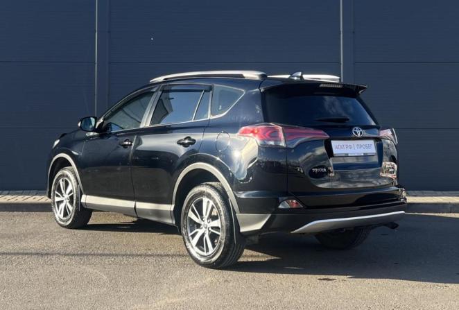 Toyota RAV4 IV (XA40) Рестайлинг с пробегом 2016 года, цена 2 400 000 рублей, 145300 км, внедорожник, Автокод Объявления