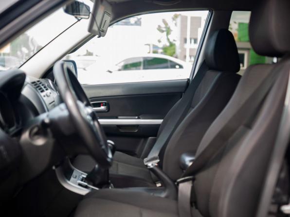 Suzuki Grand Vitara II Рестайлинг с пробегом 2009 года, цена 900 000 рублей, 258775 км, внедорожник, Автокод Объявления