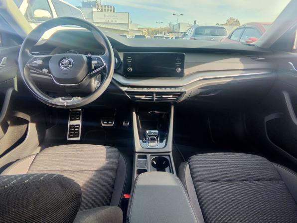 Skoda Octavia IV (A8) с пробегом 2021 года, цена 2 450 000 рублей, 59466 км, лифтбек, Автокод Объявления