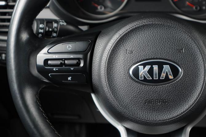 Kia Rio IV с пробегом 2019 года, цена 1 479 000 рублей, 59000 км, седан, Автокод Объявления