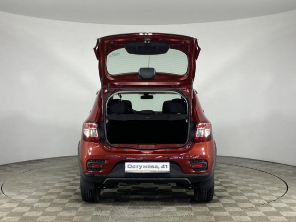 Renault Sandero II Рестайлинг с пробегом 2018 года, цена 1 220 000 рублей, 90936 км, хэтчбек, Автокод Объявления