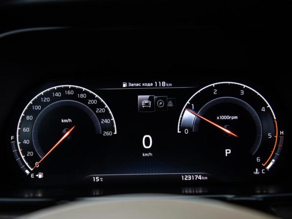 Kia Mohave I Рестайлинг 2 с пробегом 2020 года, цена 4 339 000 рублей, 122000 км, внедорожник, Автокод Объявления