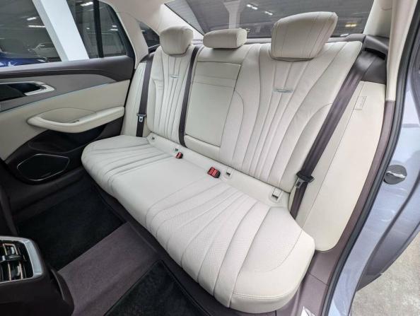 Hongqi H5 II с пробегом 2024 года, цена 3 790 000 рублей, 2234 км, седан, Автокод Объявления