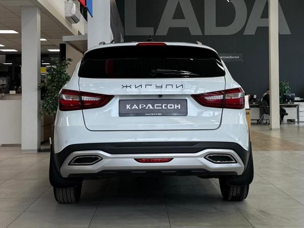 Lada (ВАЗ) Vesta I Рестайлинг (NG) с пробегом 2024 года, цена 1 570 000 рублей, 30000 км, универсал, Автокод Объявления