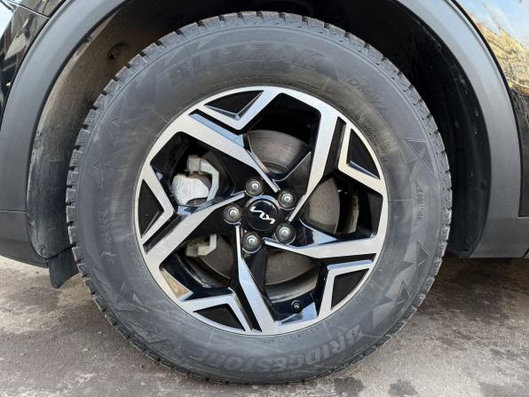 Kia Sportage V с пробегом 2022 года, цена 2 350 000 рублей, 18836 км, внедорожник, Автокод Объявления