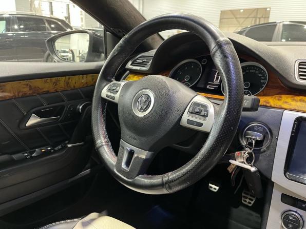 Volkswagen Passat CC I Рестайлинг с пробегом 2012 года, цена 995 000 рублей, 235800 км, седан, Автокод Объявления