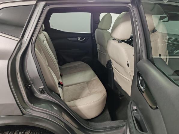 Nissan Qashqai II с пробегом 2016 года, цена 1 649 000 рублей, 121506 км, внедорожник, Автокод Объявления
