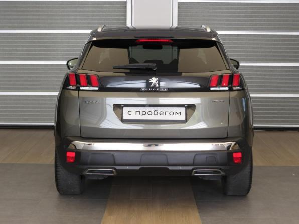 Peugeot 3008 II с пробегом 2018 года, цена 1 745 000 рублей, 125034 км, внедорожник, Автокод Объявления