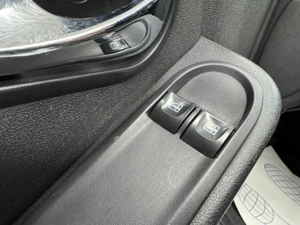 Renault Duster I Рестайлинг с пробегом 2019 года, цена 1 245 000 рублей, 259972 км, внедорожник, Автокод Объявления