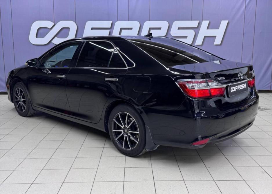 Toyota Camry VII (XV50) Рестайлинг Благовещенск  - изображение 2
