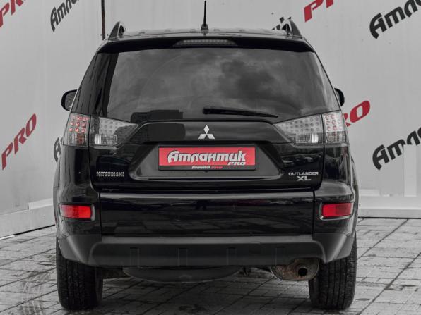 Mitsubishi Outlander II Рестайлинг с пробегом 2011 года, цена 1 100 000 рублей, 250025 км, внедорожник, Автокод Объявления