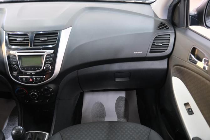 Hyundai Solaris I с пробегом 2012 года, цена 659 000 рублей, 183000 км, хэтчбек, Автокод Объявления