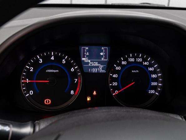 Hyundai Solaris I Рестайлинг с пробегом 2016 года, цена 1 030 000 рублей, 113373 км, седан, Автокод Объявления