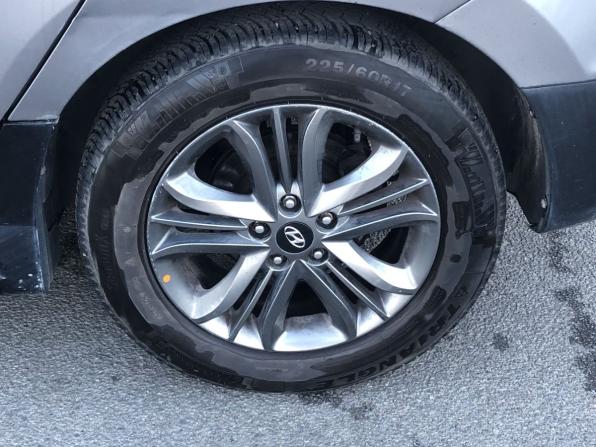 Hyundai ix35 I Рестайлинг с пробегом 2015 года, цена 1 290 000 рублей, 238220 км, внедорожник, Автокод Объявления
