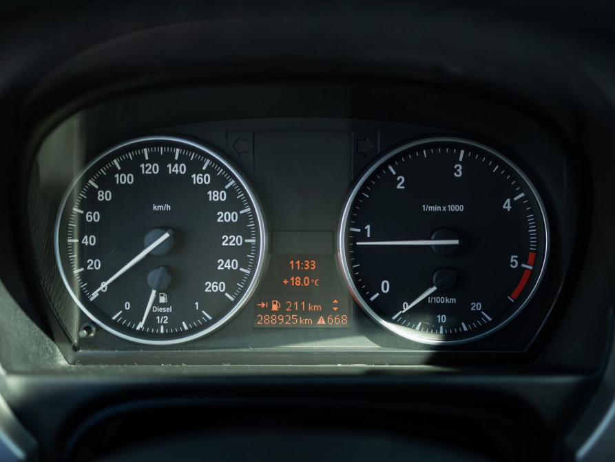 BMW 3 серии V (E90/E91/E92/E93) Ижевск  - изображение 18