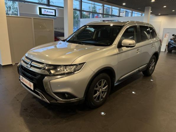 Mitsubishi Outlander III Рестайлинг 3 с пробегом 2019 года, цена 2 542 000 рублей, 90466 км, внедорожник, Автокод Объявления