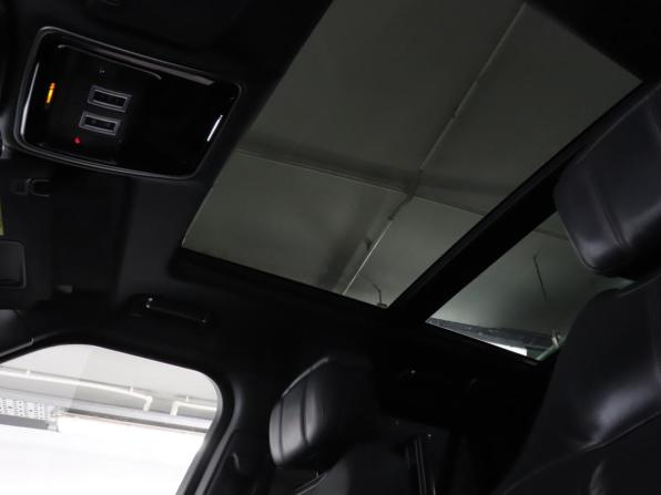 Land Rover Range Rover IV Рестайлинг с пробегом 2018 года, цена 6 699 900 рублей, 137454 км, внедорожник, Автокод Объявления