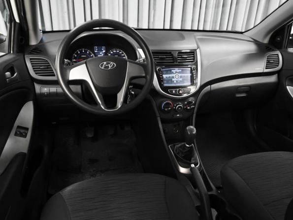 Hyundai Solaris I с пробегом 2014 года, цена 873 000 рублей, 100666 км, седан, Автокод Объявления