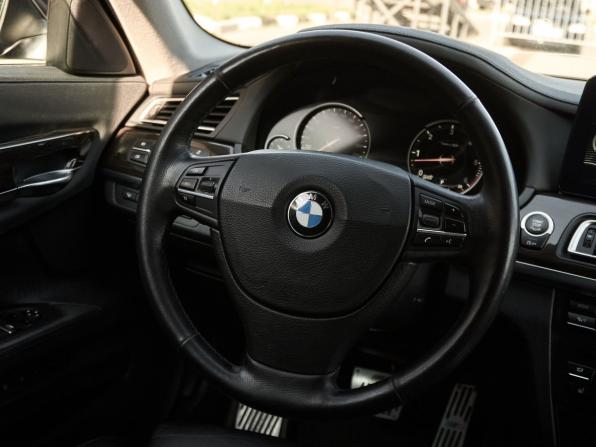 BMW 7 серии V (F01/F02/F04) Рестайлинг с пробегом 2013 года, цена 2 120 000 рублей, 293000 км, седан, Автокод Объявления