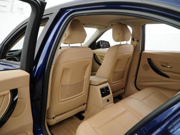 BMW 3 серии VI (F3x) Рестайлинг с пробегом 2015 года, цена 1 699 444 рубля, 126907 км, седан, Автокод Объявления