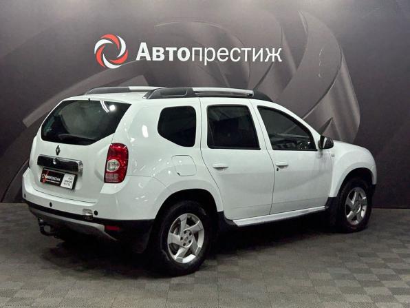 Renault Duster I с пробегом 2012 года, цена 920 000 рублей, 198000 км, внедорожник, Автокод Объявления