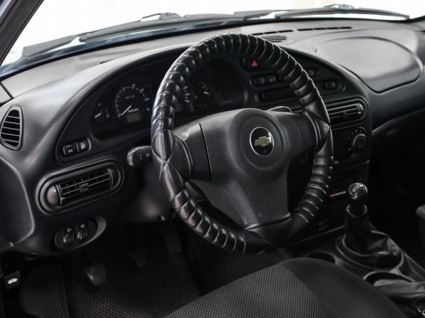 Chevrolet Niva I Рестайлинг с пробегом 2018 года, цена 674 000 рублей, 150266 км, внедорожник, Автокод Объявления
