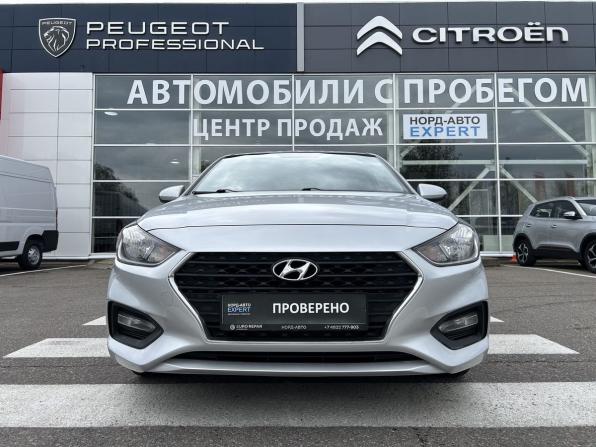 Hyundai Solaris II с пробегом 2017 года, цена 1 260 000 рублей, 76672 км, седан, Автокод Объявления