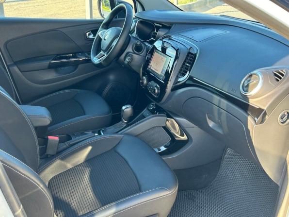 Renault Kaptur I Рестайлинг с пробегом 2021 года, цена 1 725 000 рублей, 40037 км, внедорожник, Автокод Объявления