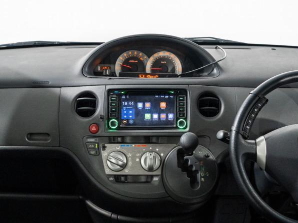 Toyota Sienta I Рестайлинг 2 с пробегом 2012 года, цена 825 000 рублей, 72863 км, компактвэн, Автокод Объявления