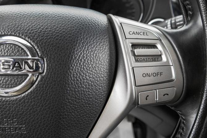 Nissan Qashqai II с пробегом 2014 года, цена 1 649 000 рублей, 215000 км, внедорожник, Автокод Объявления
