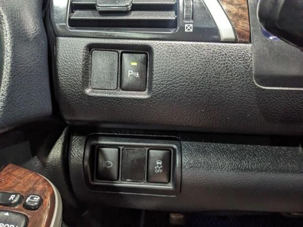 Toyota Camry VII (XV50) Рестайлинг с пробегом 2015 года, цена 1 700 000 рублей, 269815 км, седан, Автокод Объявления