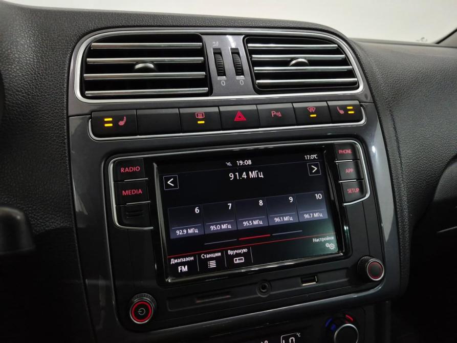 Volkswagen Polo V Рестайлинг Альметьевск  - изображение 17