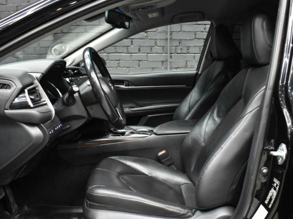 Toyota Camry VIII (XV70) с пробегом 2019 года, цена 2 435 000 рублей, 191695 км, седан, Автокод Объявления