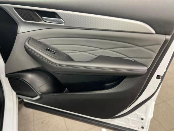 Haval F7x I Рестайлинг с пробегом 2023 года, цена 2 200 000 рублей, 15161 км, внедорожник, Автокод Объявления