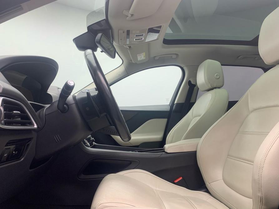 Jaguar F-Pace I Мурманск  - изображение 18