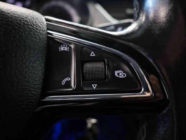 Skoda Octavia III (A7) Рестайлинг с пробегом 2018 года, цена 1 420 000 рублей, 186134 км, лифтбек, Автокод Объявления