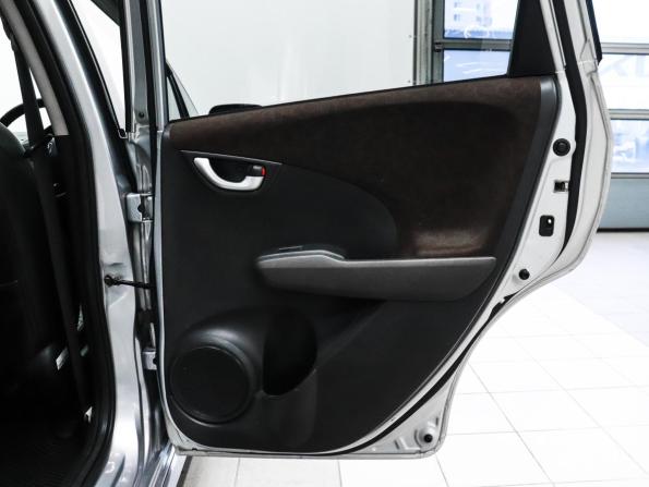 Honda Fit Shuttle I Рестайлинг с пробегом 2014 года, цена 960 000 рублей, 154416 км, универсал, Автокод Объявления