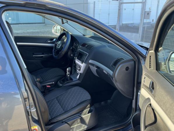Skoda Octavia II (A5) Рестайлинг с пробегом 2011 года, цена 535 000 рублей, 206279 км, лифтбек, Автокод Объявления
