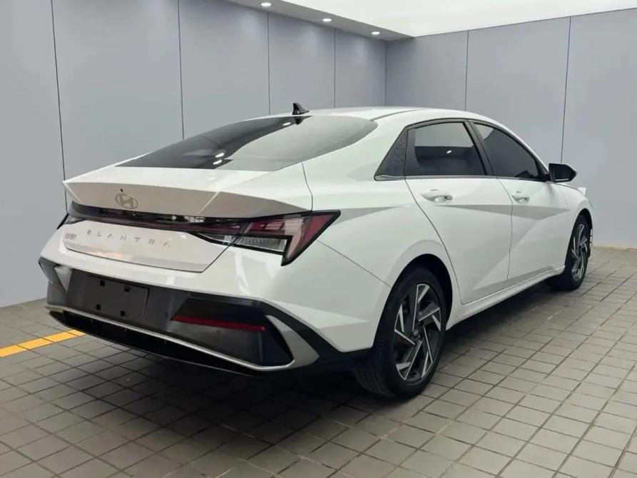 Hyundai Elantra VII (CN7) Рестайлинг Кемерово  - изображение 6