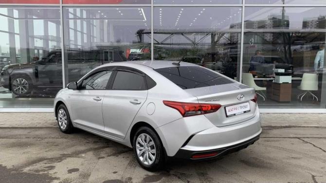 Hyundai Solaris II Рестайлинг с пробегом 2021 года, цена 1 500 000 рублей, 52538 км, седан, Автокод Объявления