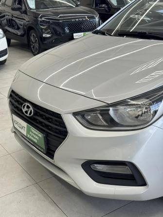Hyundai Solaris II с пробегом 2017 года, цена 1 249 000 рублей, 166770 км, седан, Автокод Объявления