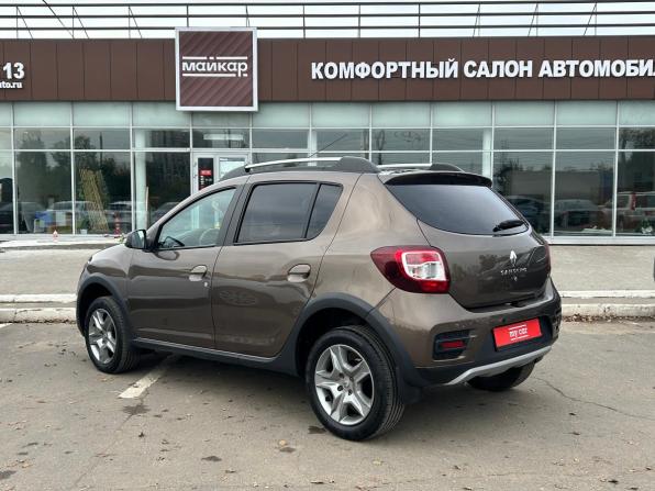 Renault Sandero II Рестайлинг с пробегом 2021 года, цена 1 260 000 рублей, 72000 км, хэтчбек, Автокод Объявления