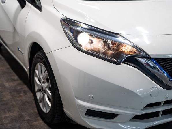 Nissan Note II Рестайлинг с пробегом 2018 года, цена 990 000 рублей, 84707 км, хэтчбек, Автокод Объявления