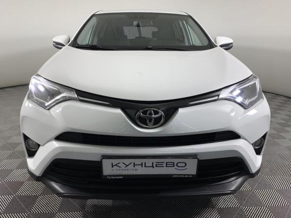 Toyota RAV4 IV (XA40) Рестайлинг с пробегом 2018 года, цена 2 180 000 рублей, 109366 км, внедорожник, Автокод Объявления