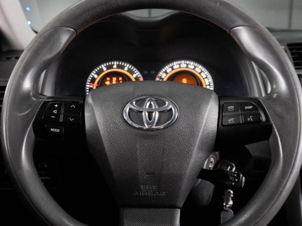 Toyota Corolla X (E140 E150) Рестайлинг с пробегом 2010 года, цена 868 000 рублей, 296838 км, седан, Автокод Объявления