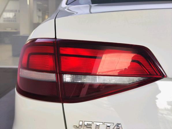 Volkswagen Jetta VI Рестайлинг с пробегом 2016 года, цена 1 319 000 рублей, 114000 км, седан, Автокод Объявления