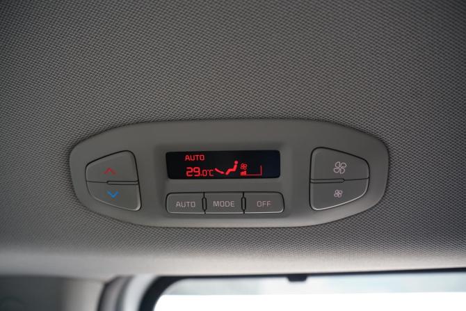 Kia Carnival III с пробегом 2018 года, цена 2 985 000 рублей, 138750 км, минивэн, Автокод Объявления